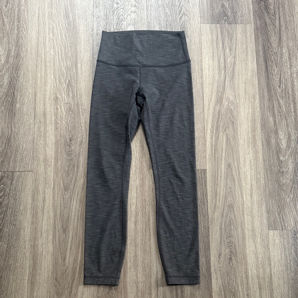 lululemon Dark Gray Leggings Size 4   Wunder under Tights 25”